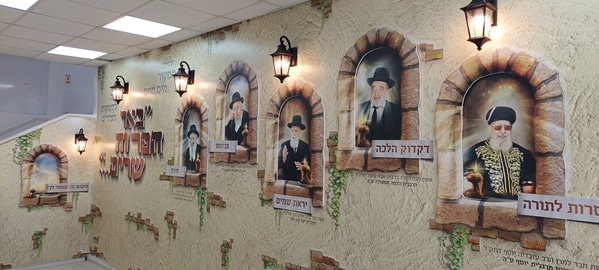 עיצוב כניסה לבית ספר, בני ברק - פנורמה מהשטח, פרק 5